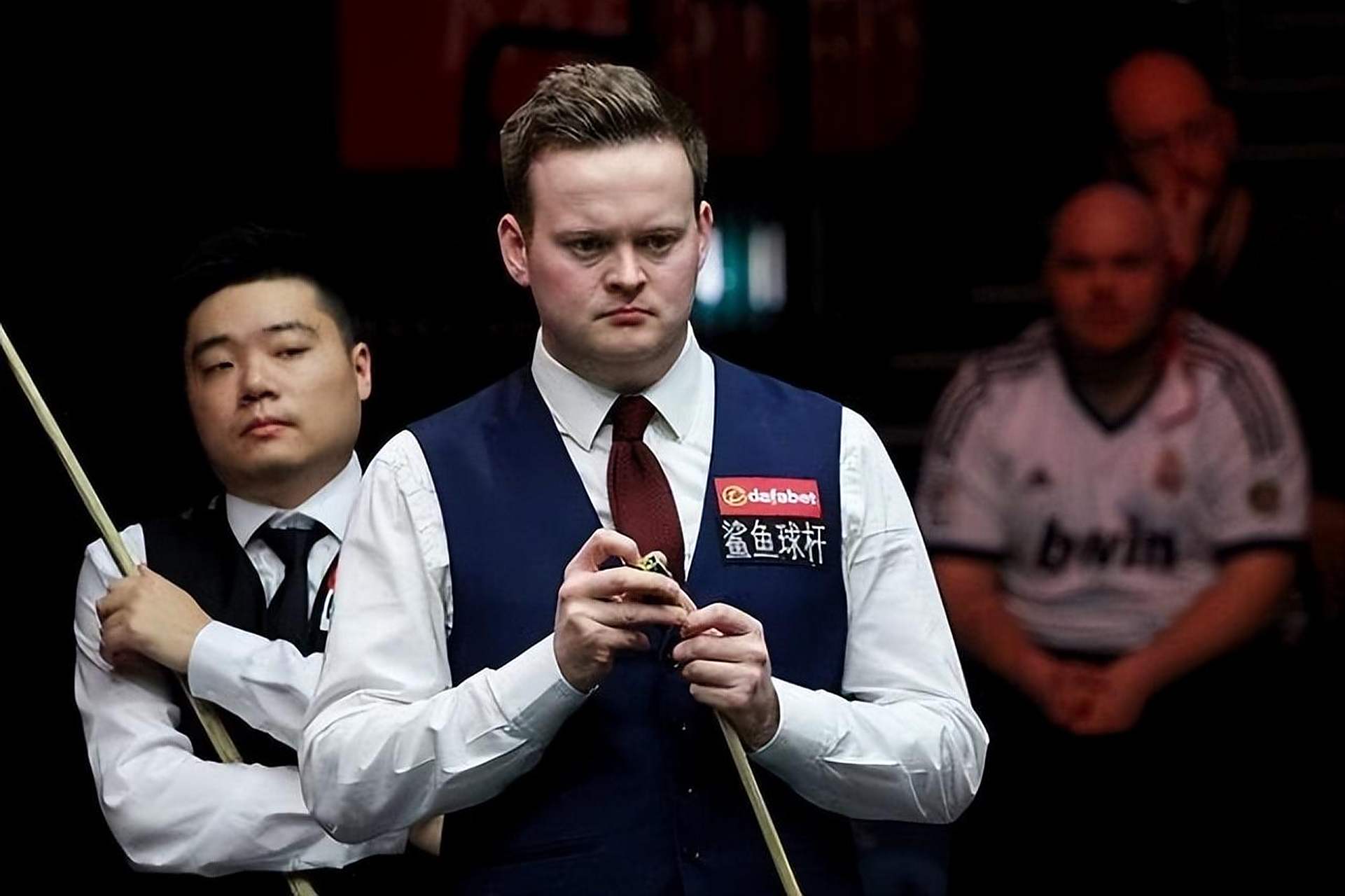 前进之路必 前进之路必